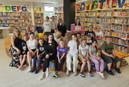 Dziś w naszej bibliotece zrobiło się bajecznie!